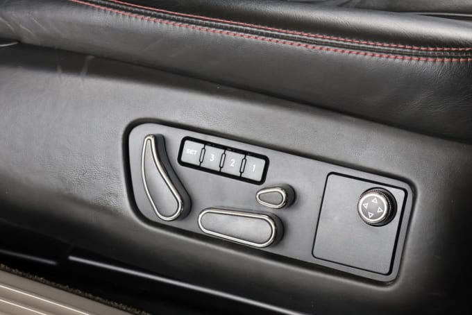 2025 Bentley Continental