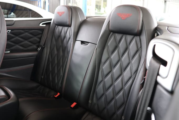 2025 Bentley Continental