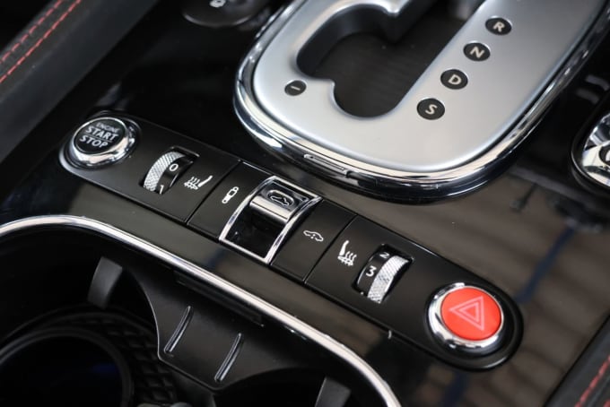 2025 Bentley Continental