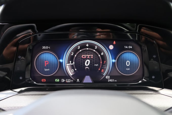 2025 Volkswagen Golf