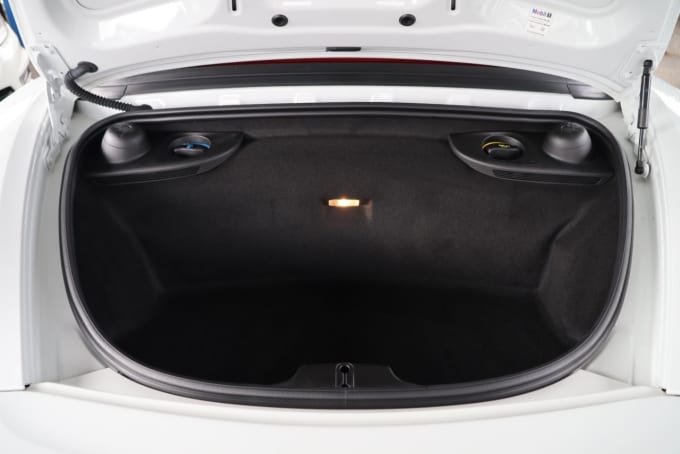 2025 Porsche Boxster