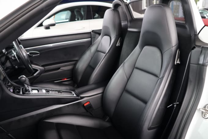 2025 Porsche Boxster