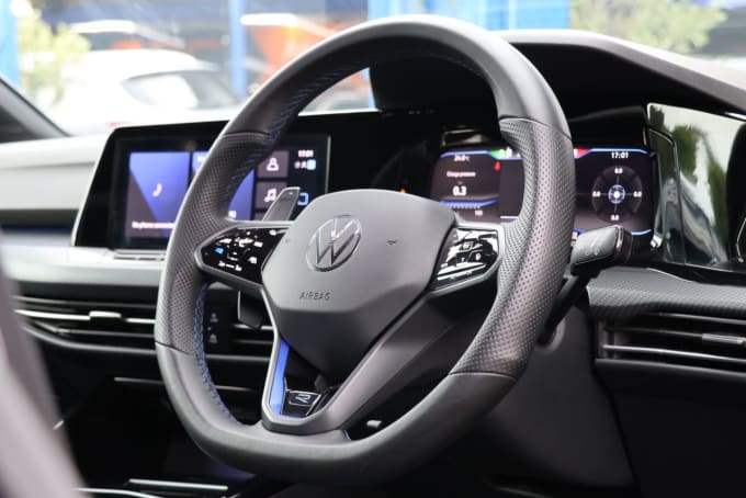 2025 Volkswagen Golf