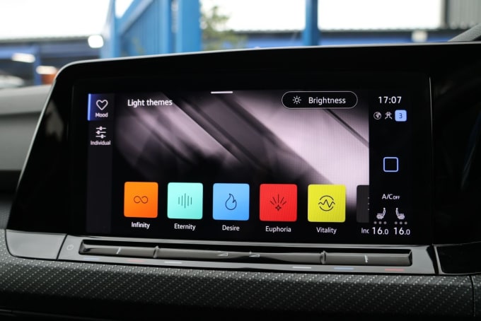 2025 Volkswagen Golf