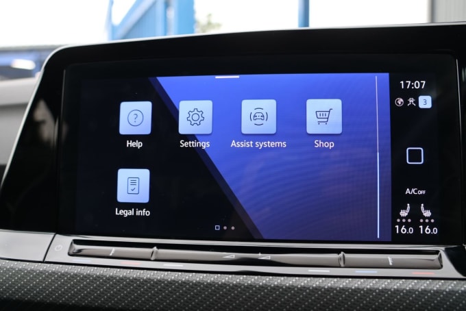 2025 Volkswagen Golf