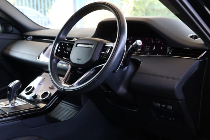 2025 Land Rover Range Rover Evoque