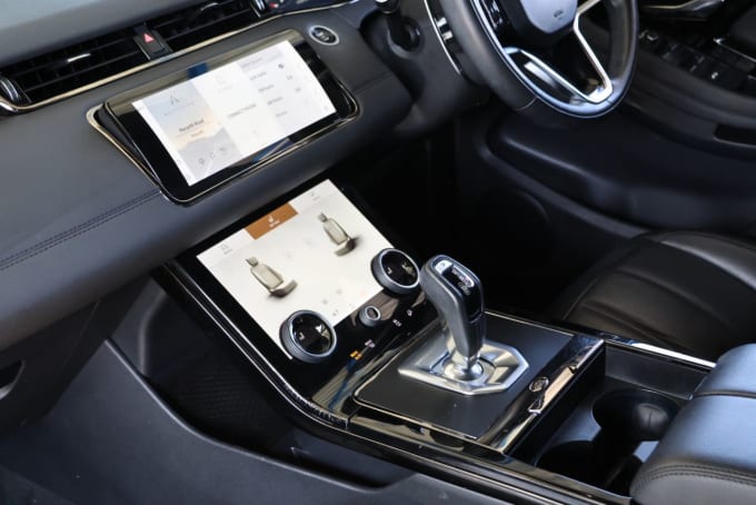 2025 Land Rover Range Rover Evoque
