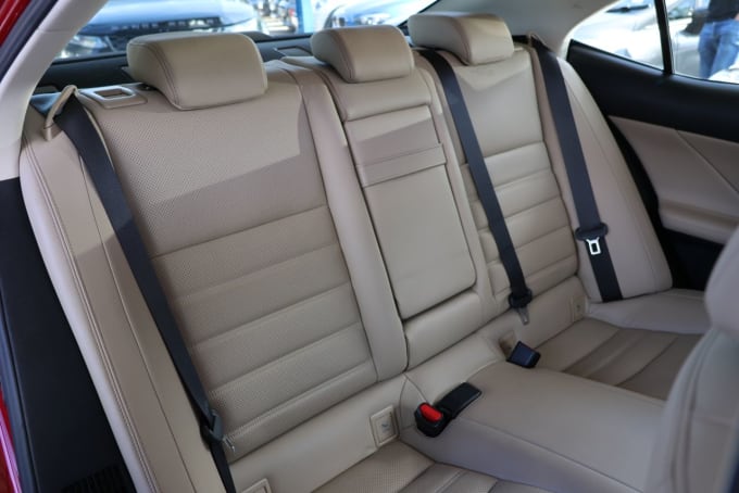 2025 Lexus Is