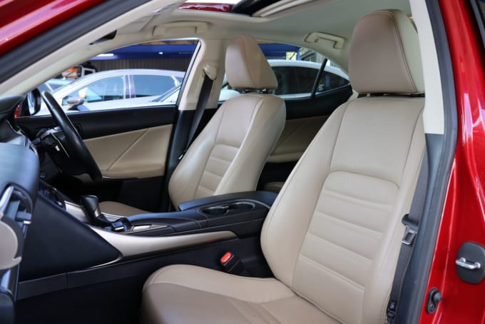 2025 Lexus Is