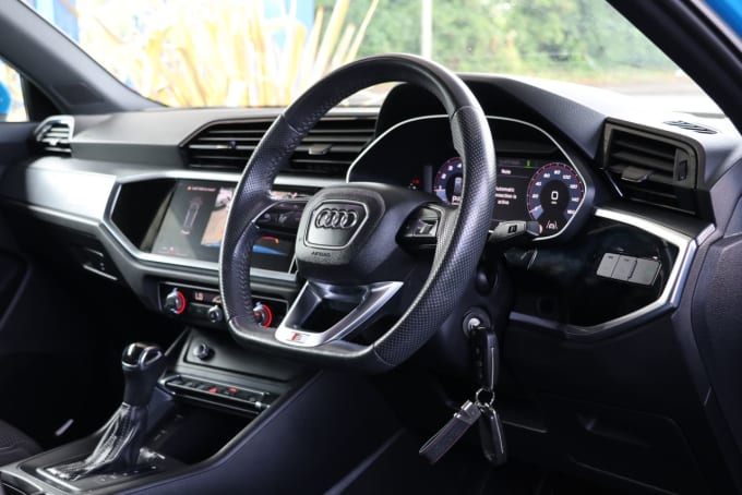 2025 Audi Q3