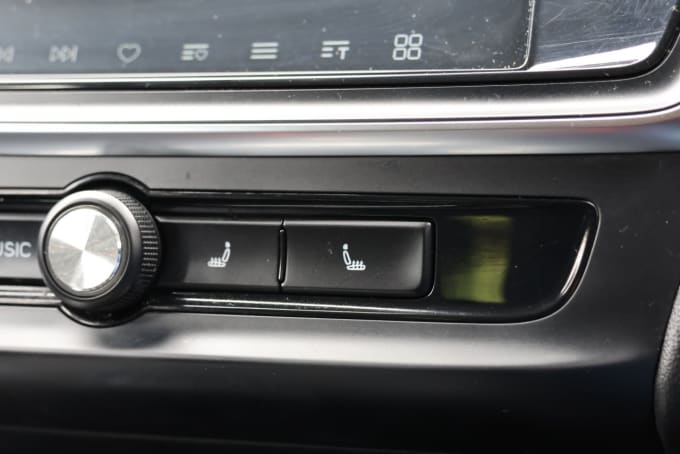 2025 Mg Mg5