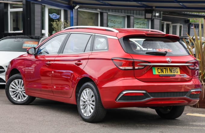 2025 Mg Mg5