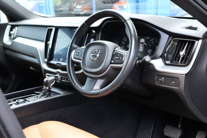 2025 Volvo Xc60