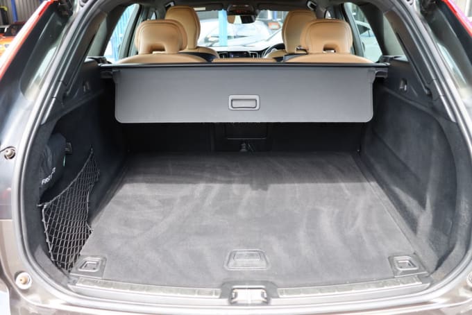 2025 Volvo Xc60