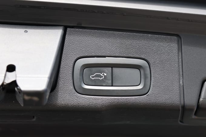 2025 Volvo Xc60