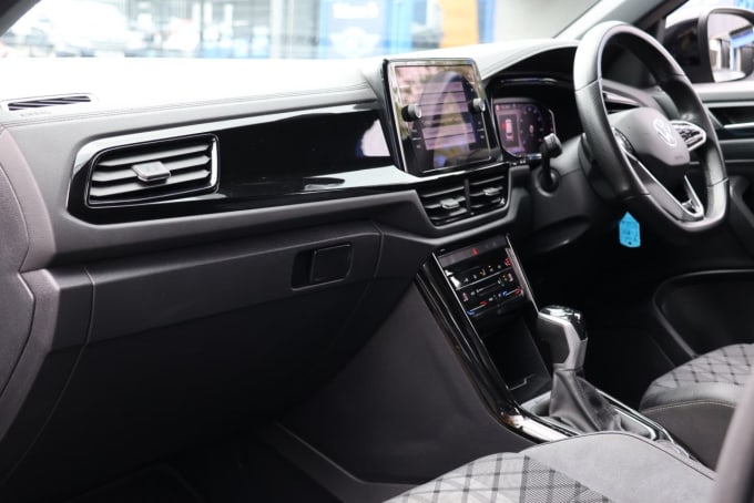 2025 Volkswagen T-roc