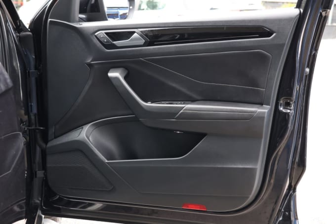 2025 Volkswagen T-roc