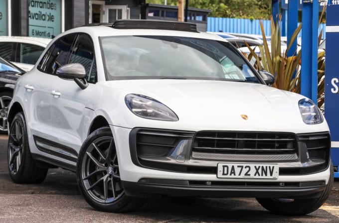 2025 Porsche Macan