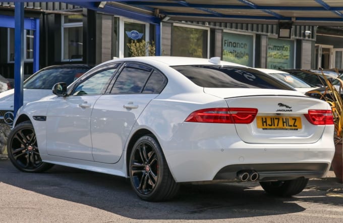 2025 Jaguar Xe