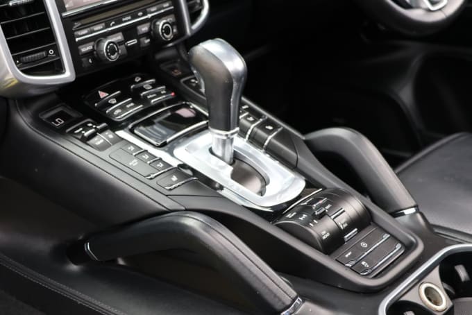 2025 Porsche Cayenne