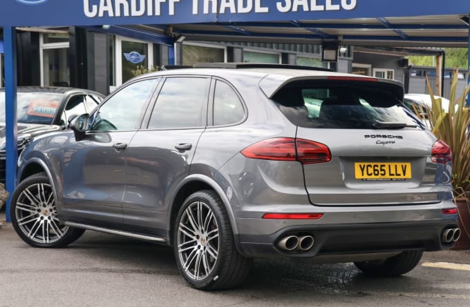 2025 Porsche Cayenne