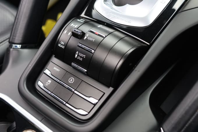 2025 Porsche Cayenne