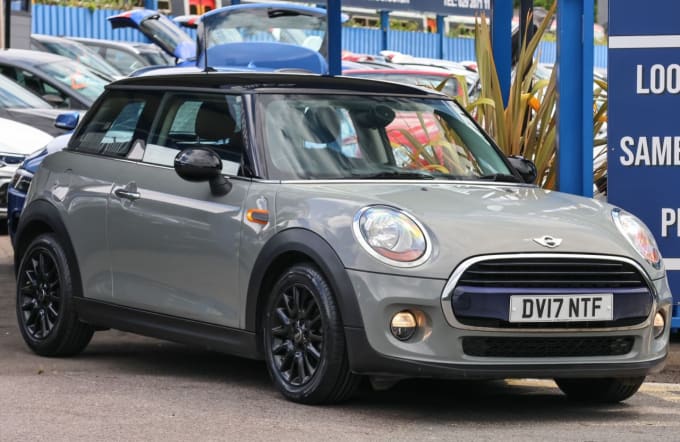 2025 Mini Hatch