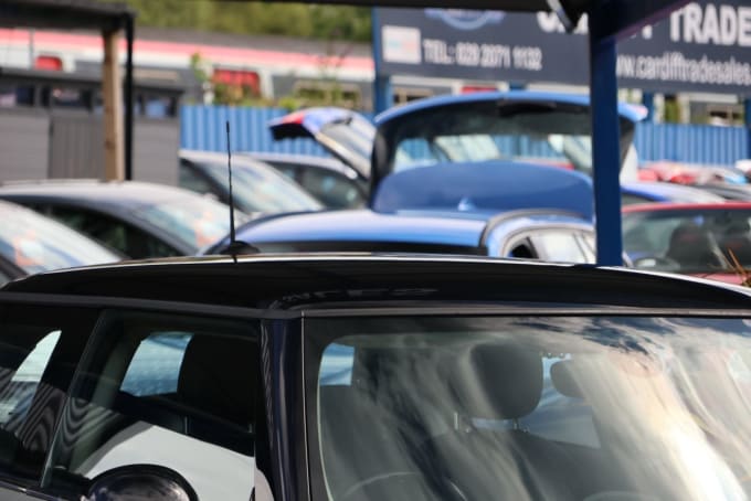 2025 Mini Hatch