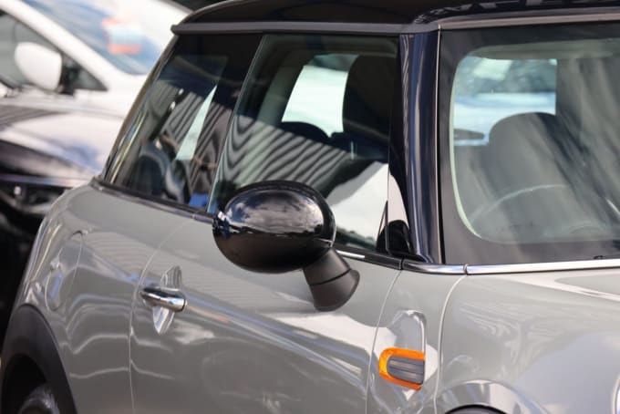 2025 Mini Hatch