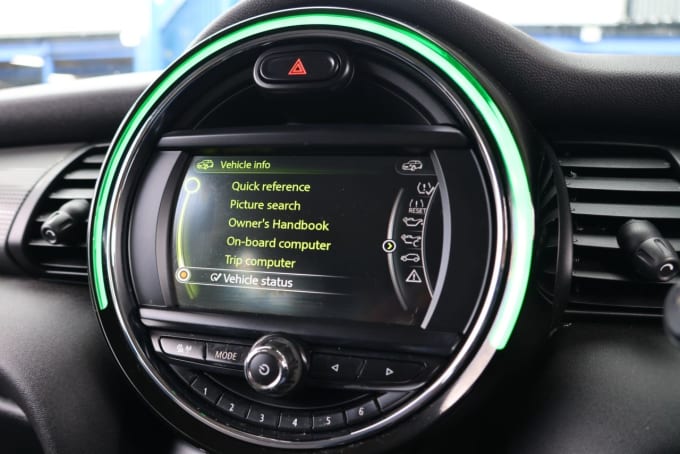 2025 Mini Hatch