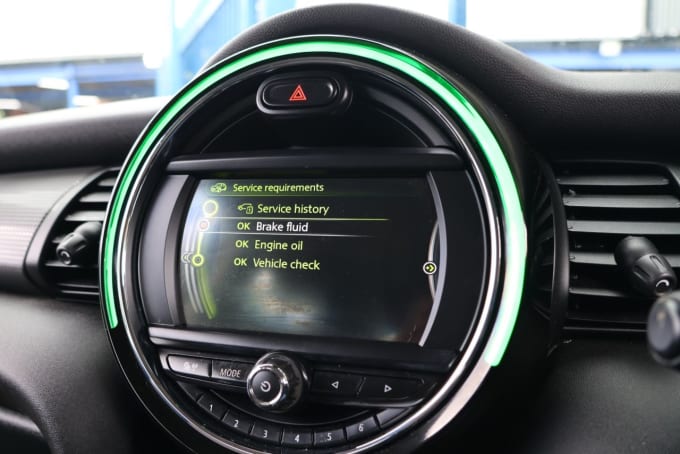 2025 Mini Hatch