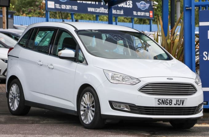 2025 Ford Grand C-max