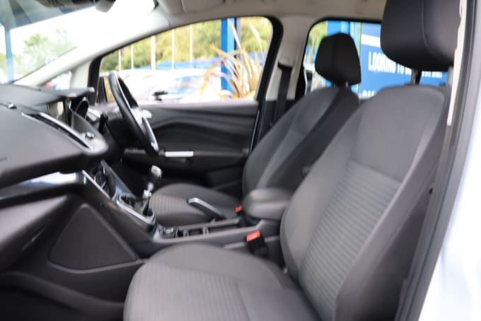 2025 Ford Grand C-max