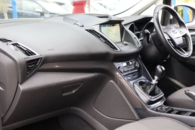 2025 Ford Grand C-max