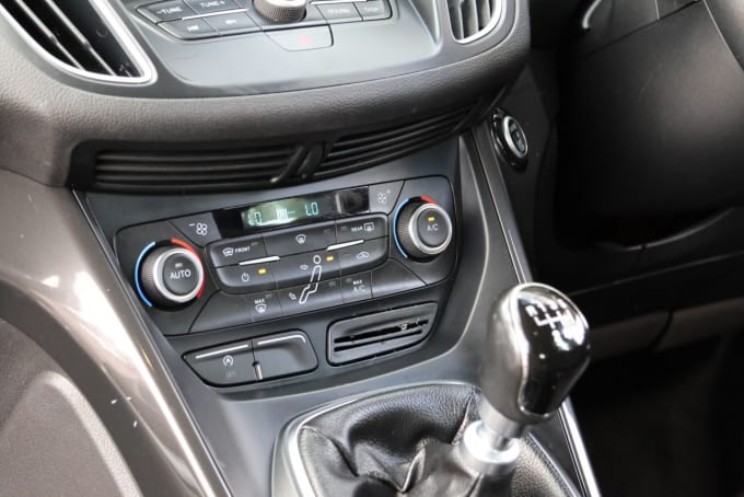 2025 Ford Grand C-max