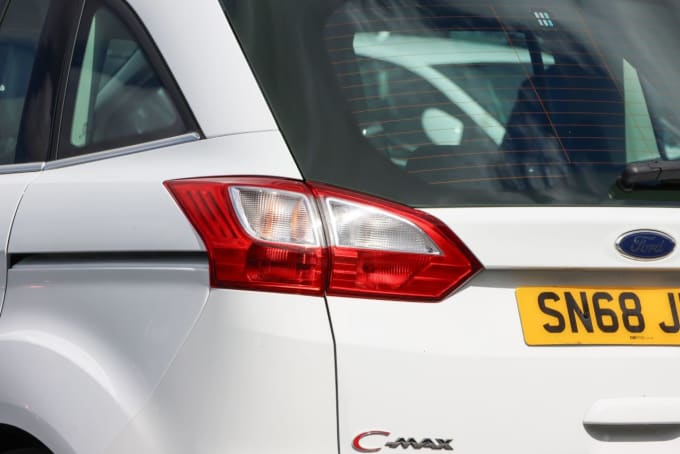 2025 Ford Grand C-max