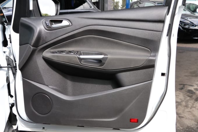 2025 Ford Grand C-max