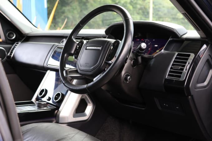 2025 Land Rover Range Rover