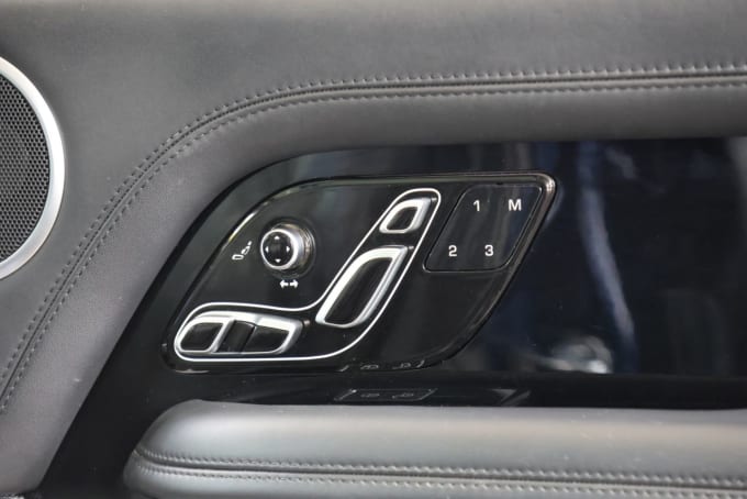 2025 Land Rover Range Rover