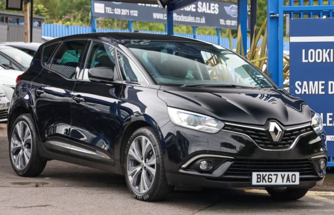 2025 Renault Scenic