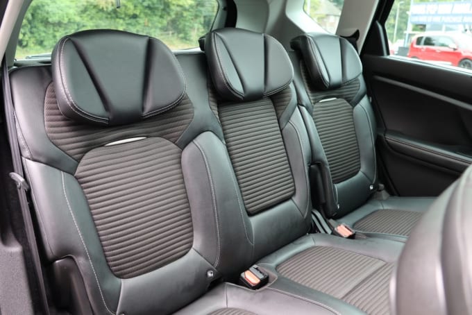 2025 Renault Scenic