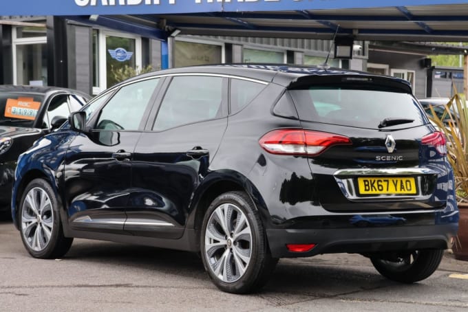 2025 Renault Scenic