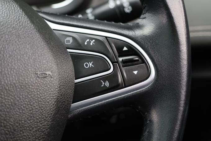 2025 Renault Scenic