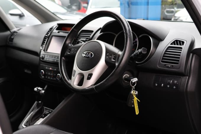 2025 Kia Venga
