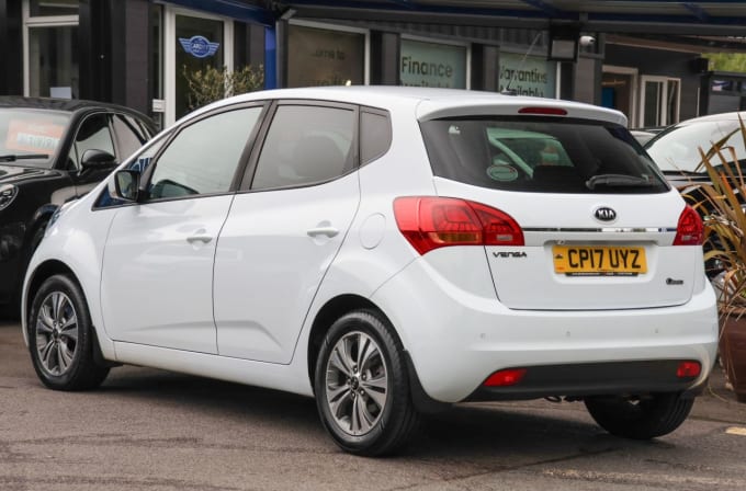 2025 Kia Venga