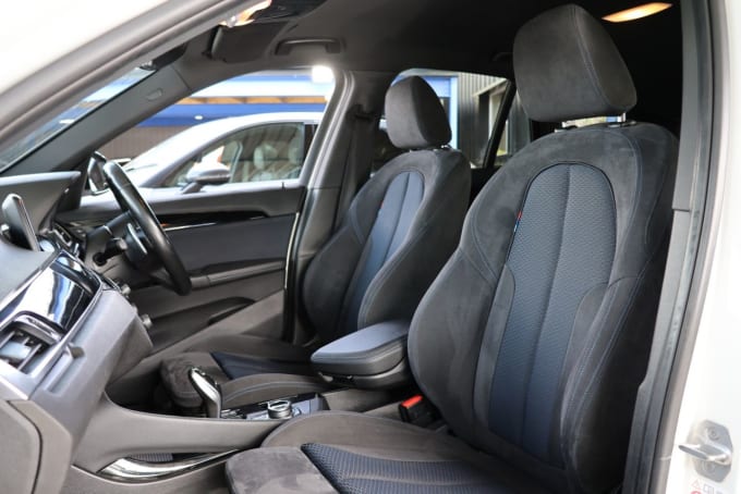 2025 BMW X1