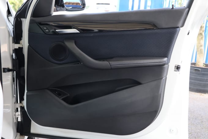 2025 BMW X1