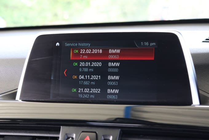 2025 BMW X1