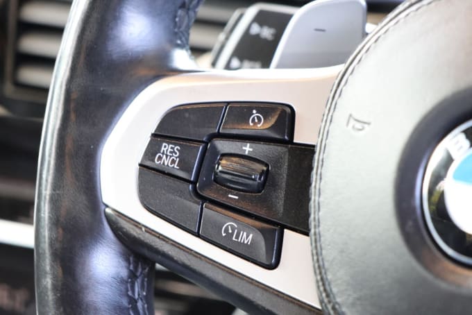 2025 BMW 5 Series