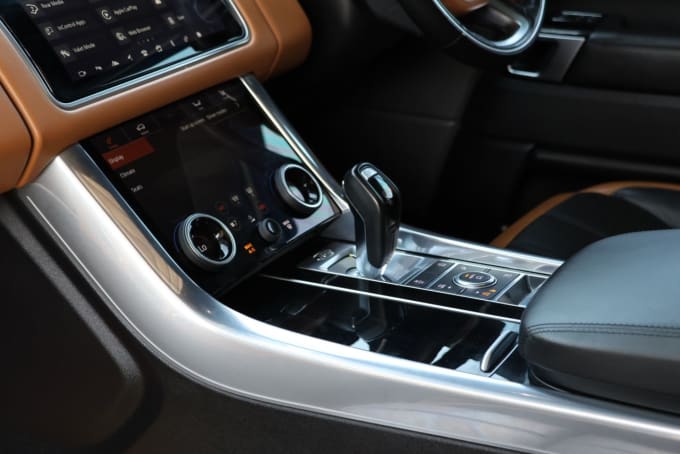 2025 Land Rover Range Rover Sport